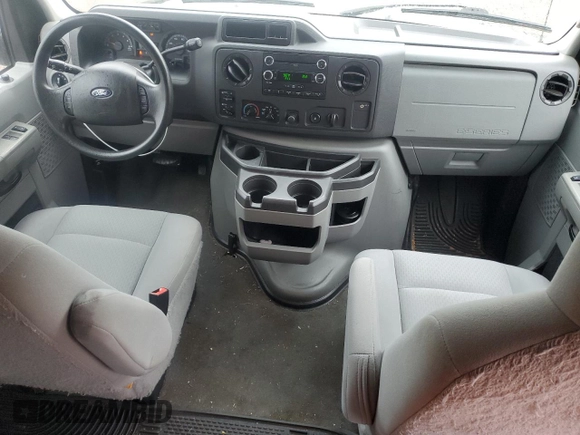 2009 Ford Econoline Passenger XL with VIN 1FBNE31L49DA74498, listed as a Copart auction lot 56381945 with 95,695 mi miles and Salvage title. Bid and sale history available at DreamBid. Image 8.