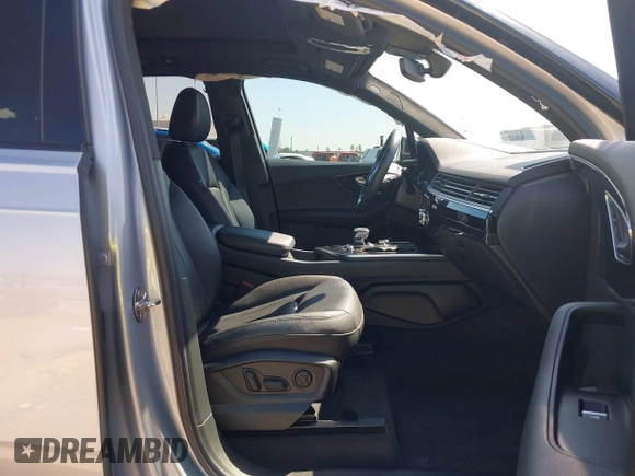 2019 Audi Q7 Prestige with VIN WA1VAAF73KD015756, listed as a IAAI auction lot 41868717 with 49,227 mi miles. Bid and sale history available at carsss.com. Image 5.