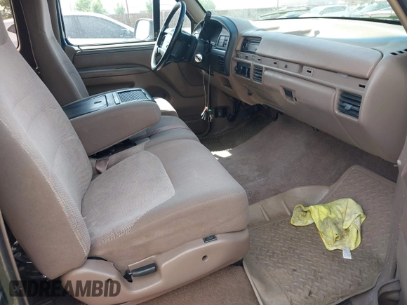 1995 Ford F-150 z VIN 1FTEX14H3SKA80389, wystawiony jako IAAI lot #42686705 z przebiegiem 192 784 mil mil oraz . Historia ofert i sprzedaży dostępna na DreamBid. Obrazek 5.