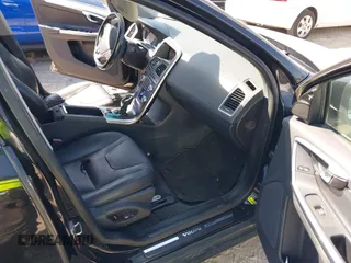 2016 Volvo XC60 T5 Drive-E Premier с VIN YV440MDK1G2853880, выставлен на аукционе IAAI как лот 41897901 с пробегом 125 418 миль миль и . История ставок и продаж доступна на DreamBid. Изображение 5.