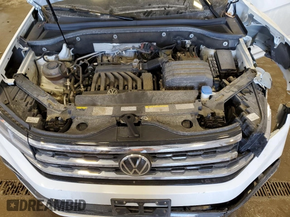 2021 Volkswagen Atlas SEL R-Line with VIN 1V2SR2CA9MC556499, listed as a Copart auction lot 44033995 with 55,061 mi miles and Salvage title. Bid and sale history available at DreamBid. Image 12.