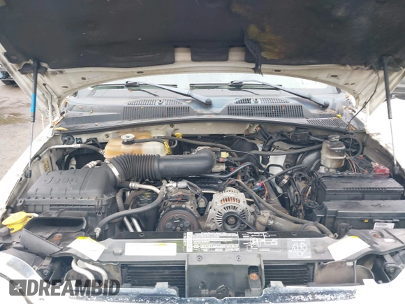 2005 Jeep Liberty Limited with VIN 1J4GL58K35W693637, listed as a IAAI auction lot 42515249 with Not provided miles and . Bid and sale history available at DreamBid. Image 10.