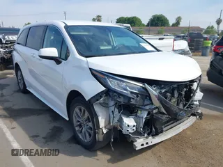 2022 Toyota Sienna LE z VIN 5TDKRKEC3NS080928, wystawiony jako IAAI lot #42129053 z przebiegiem 82 210 mil mil oraz . Historia ofert i sprzedaży dostępna na DreamBid. Obrazek 1.
