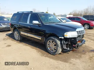 2008 Lincoln Navigator with VIN 5LMFU28538LJ21943, listed as a IAAI auction lot 41764473 with 116,431 mi miles. Bid and sale history available at carsss.com. Image 1.