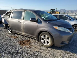 2013 Toyota Sienna LE AAS with VIN 5TDKK3DC6DS353824, listed as a Copart auction lot 46690845 with 190,502 mi miles and Salvage Title. Bid and sale history available at carsss.com. Image 4.