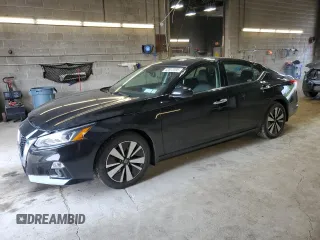 2019 Nissan Altima SV with VIN 1N4BL4DV9KC252480, listed as a Copart auction lot 63912335 with 52,665 mi miles and Salvage title. Bid and sale history available at DreamBid. Image 1.