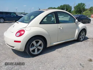 2006 Volkswagen Beetle с VIN 3VWSR31C36M410318, выставлен на аукционе IAAI как лот 42313521 с пробегом 146 168 миль миль и . История ставок и продаж доступна на DreamBid. Изображение 4.