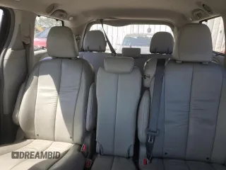 2012 Toyota Sienna XLE AAS z VIN 5TDYK3DC5CS177650, wystawiony jako Copart lot #53832525 z przebiegiem Nie podano mil oraz Szkoda całkowita • Salvage title. Historia ofert i sprzedaży dostępna na DreamBid. Obrazek 10.
