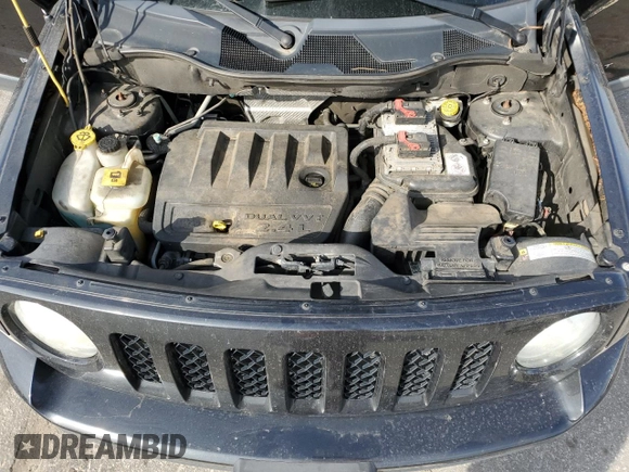 2011 Jeep Patriot Sport z VIN 1J4NT1GB3BD178338, wystawiony jako Copart lot #49590505 z przebiegiem 109 473 mil mil oraz Szkoda całkowita • Salvage title. Historia ofert i sprzedaży dostępna na DreamBid. Obrazek 13.