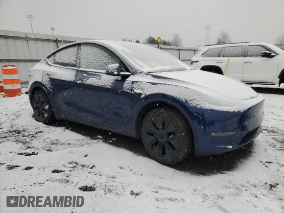 2024 Tesla Model Y Long Range with VIN 7SAYGAEE0RF184074, listed as a Copart auction lot 44333645 with 11,403 mi miles and Salvage Title. Bid and sale history available at DreamBid. Image 4.