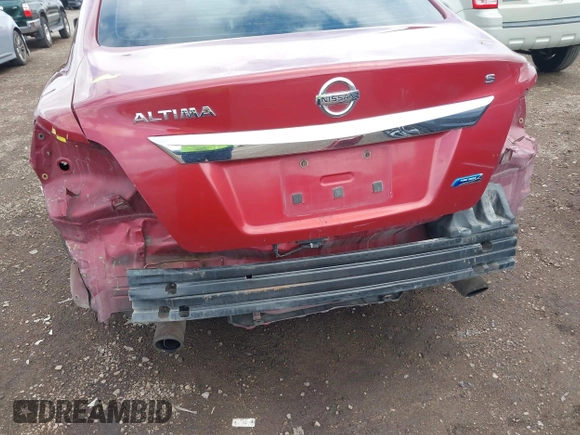 2014 Nissan Altima S with VIN 1N4AL3AP9EN261135, listed as a IAAI auction lot 41934377 with 143,596 mi miles and . Bid and sale history available at carsss.com. Image 6.