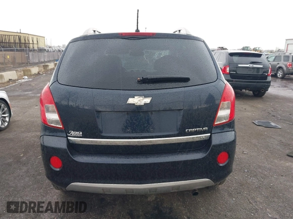 2014 Chevrolet Captiva Sport LT z VIN 3GNAL3EK5ES663143, wystawiony jako IAAI lot #41669555 z przebiegiem 99 880 mil mil oraz . Historia ofert i sprzedaży dostępna na DreamBid. Obrazek 16.