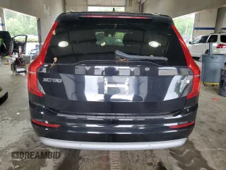 2022 Volvo XC90 Momentum with VIN YV4102PK5N1801951, listed as a Copart auction lot 61152295 with 49,956 mi miles and Salvage title. Bid and sale history available at DreamBid. Image 6.