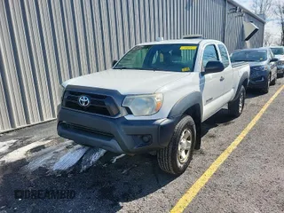 2014 Toyota Tacoma with VIN 5TFUU4EN5EX095204, listed as a IAAI auction lot 41974583 with 136,689 mi miles and . Bid and sale history available at DreamBid. Image 1.