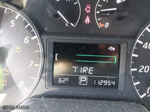 2014 Nissan Sentra SV with VIN 3N1AB7AP5EY204831, listed as a IAAI auction lot 41691039 with 112,954 mi miles. Bid and sale history available at carsss.com. Image 16.