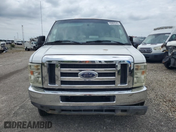 2008 Ford Econoline Passenger XL with VIN 1FBSS31L18DA39220, listed as a Copart auction lot 45862245 with 35,008 mi miles and Salvage title. Bid and sale history available at DreamBid. Image 5.