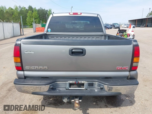 2006 GMC Sierra 1500 SLE1 z VIN 2GTEC13Z461264557, wystawiony jako IAAI lot #41998015 z przebiegiem 191 513 mil mil oraz . Historia ofert i sprzedaży dostępna na DreamBid. Obrazek 18.