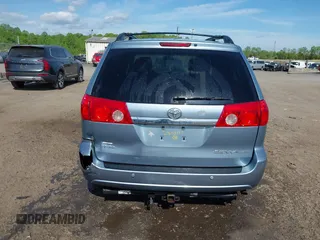 2008 Toyota Sienna XLE with VIN 5TDZK22C88S123039, listed as a IAAI auction lot 42055998 with 139,206 mi miles and . Bid and sale history available at DreamBid. Image 16.