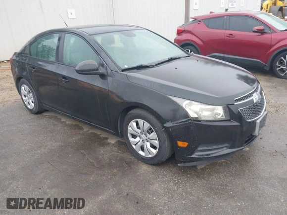 2014 Chevrolet Cruze LS with VIN 1G1PA5SG5E7187746, listed as a IAAI auction lot 41928039 with 98,633 mi miles and . Bid and sale history available at DreamBid. Image 1.