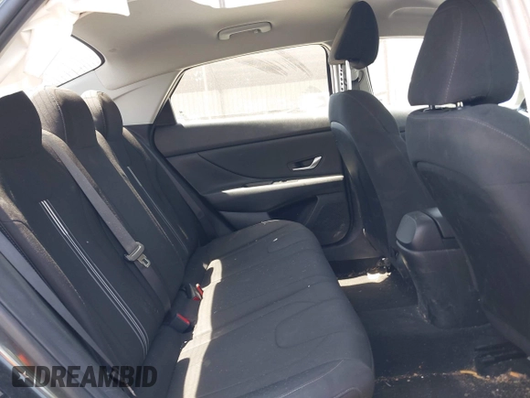 2023 Hyundai Elantra SEL z VIN 5NPLS4AG7PH111202, wystawiony jako IAAI lot #42014119 z przebiegiem 77 356 mil mil oraz . Historia ofert i sprzedaży dostępna na DreamBid. Obrazek 8.