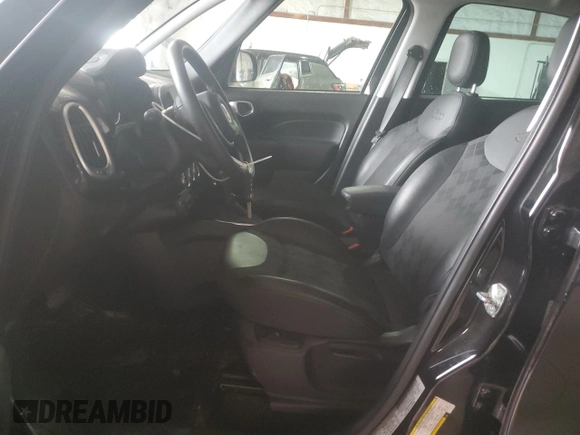 2019 FIAT 500L Pop z VIN ZFBNFAAH3KZ042162, wystawiony jako Copart lot #84504044 z przebiegiem 27 546 mil mil oraz Szkoda całkowita • Salvage title. Historia ofert i sprzedaży dostępna na DreamBid. Obrazek 7.