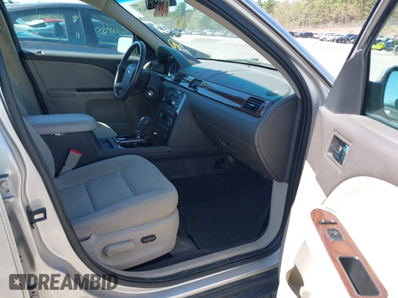2008 Ford Taurus SEL with VIN 1FAHP24W18G115823, listed as a IAAI auction lot 42119435 with 57,867 mi miles. Bid and sale history available at carsss.com. Image 5.