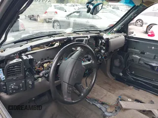2005 Chevrolet Suburban Z71 with VIN 3GNFK16Z75G270885, listed as a IAAI auction lot 41916525 with Not Provided miles and . Bid and sale history available at DreamBid. Image 6.