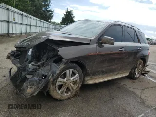 2013 Mercedes-Benz M 350 z VIN 4JGDA5HB1DA122217, wystawiony jako Copart lot #57061955 z przebiegiem 149 858 mil mil oraz Szkoda całkowita • Salvage title. Historia ofert i sprzedaży dostępna na DreamBid. Obrazek 1.