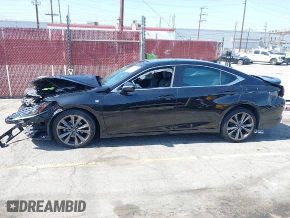 2019 Lexus ES 350 with VIN 58ABZ1B14KU027650, listed as a IAAI auction lot 42509780 with 96,281 mi miles and . Bid and sale history available at DreamBid. Image 13.