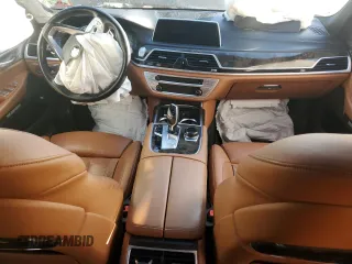 2018 BMW 7 Series 740i xDrive with VIN WBA7E4C53JGV23968, listed as a Copart auction lot 77244814 with 0 mi miles and Salvage Title. Bid and sale history available at carsss.com. Image 8.