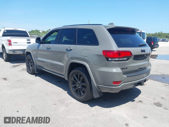 2020 Jeep Grand Cherokee Altitude with VIN 1C4RJFAG3LC141313, listed as a IAAI auction lot 41925706 with 61,000 mi miles. Bid and sale history available at carsss.com. Image 3.