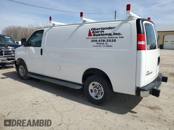 2022 GMC Savana Cargo z VIN 1GTW7AFP4N1147665, wystawiony jako Copart lot #54802085 z przebiegiem 42 261 mil mil oraz Szkody całkowita. Historia ofert i sprzedaży dostępna na DreamBid. Obrazek 2.