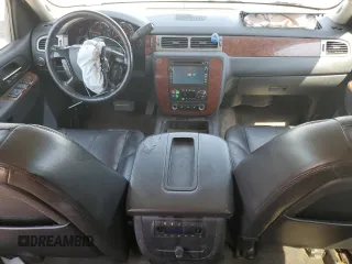 2010 Chevrolet Suburban LT with VIN 1GNUCJE07AR268765, listed as a Copart auction lot 56486185 with 237,731 mi miles and Clean title. Bid and sale history available at DreamBid. Image 8.