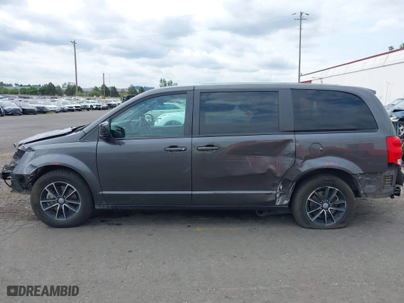 2019 Dodge Grand Caravan SE with VIN 2C4RDGBG4KR502999, listed as a IAAI auction lot 40103732 with 157,823 mi miles. Bid and sale history available at carsss.com. Image 15.