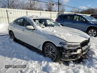 2017 BMW 5 Series 530i xDrive with VIN WBAJA7C39HG904946, listed as a Copart auction lot 44979865 with 132,890 mi miles and Salvage Title. Bid and sale history available at carsss.com. Image 4.