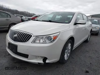 2013 Buick LaCrosse Leather с VIN 1G4GC5GR5DF205559, выставлен на аукционе IAAI как лот 41439362 с пробегом 114 953 миль миль и . История ставок и продаж доступна на DreamBid. Изображение 6.
