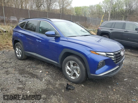 2023 Hyundai Tucson SEL z VIN 5NMJBCAE6PH189340, wystawiony jako Copart lot #51904055 z przebiegiem 50 079 mil mil oraz Szkoda całkowita • Salvage title. Historia ofert i sprzedaży dostępna na DreamBid. Obrazek 4.