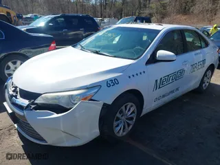2017 Toyota Camry XLE with VIN 4T1BF1FK4HU777982, listed as a IAAI auction lot 41679354 with 282,378 mi miles. Bid and sale history available at carsss.com. Image 17.