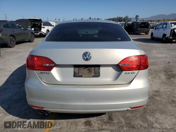 2011 Volkswagen Jetta SE with VIN 3VWDZ7AJXBM326103, listed as a Copart auction lot 57885185 with 149,064 mi miles and Salvage title. Bid and sale history available at DreamBid. Image 6.
