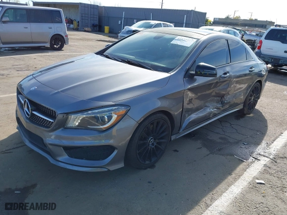 2014 Mercedes-Benz CLA-Class CLA 250 with VIN WDDSJ4GB0EN091839, listed as a IAAI auction lot 41827333 with 147,407 mi miles. Bid and sale history available at carsss.com. Image 18.