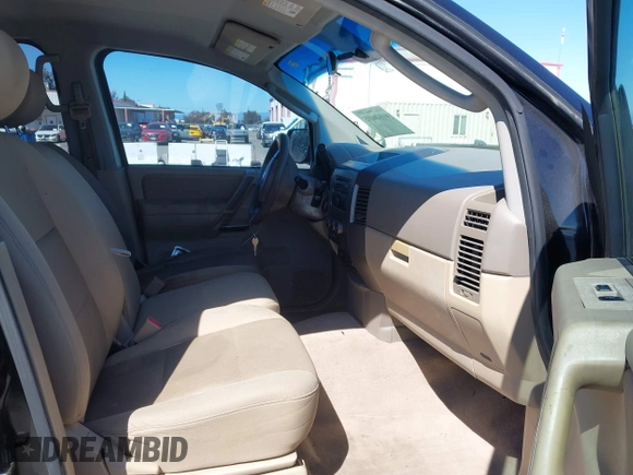 2010 Nissan Titan SE with VIN 1N6BA0EK8AN326047, listed as a IAAI auction lot 41820275 with 132,774 mi miles. Bid and sale history available at carsss.com. Image 5.