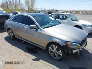 2019 Mercedes-Benz C 300 с VIN 55SWF8EB4KU314142, выставлен на аукционе IAAI как лот 41999022 с пробегом 47 150 миль миль и . История ставок и продаж доступна на DreamBid. Изображение 14.
