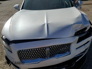 2019 Lincoln Nautilus Reserve with VIN 2LMPJ6LP6KBL18701, listed as a Copart auction lot 44176695 with Not provided miles and Salvage title. Bid and sale history available at DreamBid. Image 12.