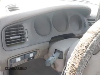 2000 Acura RL z VIN JH4KA9655YC003434, wystawiony jako IAAI lot #42301224 z przebiegiem Nie podano mil oraz . Historia ofert i sprzedaży dostępna na DreamBid. Obrazek 7.
