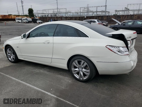 2012 Mercedes-Benz E 350 with VIN WDDKJ5KB2CF163578, listed as a Copart auction lot 60167435 with 89,224 mi miles and Salvage title. Bid and sale history available at DreamBid. Image 2.