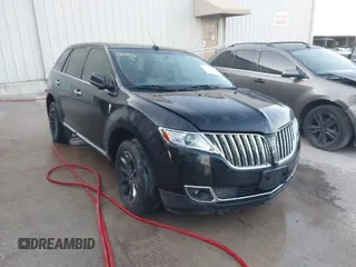 2011 Lincoln MKX with VIN 2LMDJ6JK3BBJ22855, listed as a IAAI auction lot 41961498 with 216,817 mi miles. Bid and sale history available at carsss.com. Image 1.