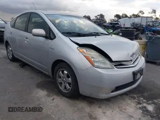 2006 Toyota Prius with VIN JTDKB20UX63164929, listed as a IAAI auction lot 41545790 with 192,797 mi miles. Bid and sale history available at carsss.com. Image 1.