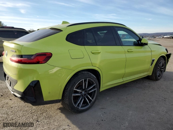 2022 BMW X4 M with VIN 5YM23EC04N9L46944, listed as a Copart auction lot 87821005 with 15371 miles and Salvage Title. Bid and sale history available at carsss.com. Image 3.