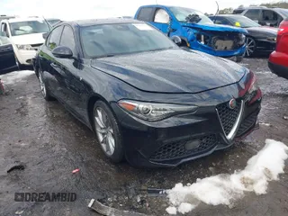 2022 Alfa Romeo Giulia Veloce with VIN ZARFAMBN7N7666400, listed as a IAAI auction lot 41287424 with 9,127 mi miles. Bid and sale history available at carsss.com. Image 1.