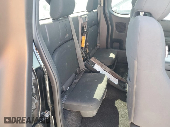 2022 Nissan Frontier SV z VIN 1N6ED1CMXNN639962, wystawiony jako Copart lot #66080224 z przebiegiem 37 575 mil mil oraz Szkoda całkowita • Salvage title. Historia ofert i sprzedaży dostępna na DreamBid. Obrazek 10.